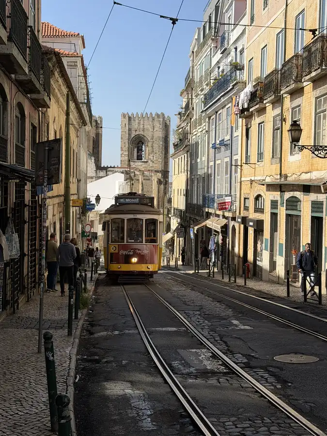 Tram 28, photographed by Jeremy